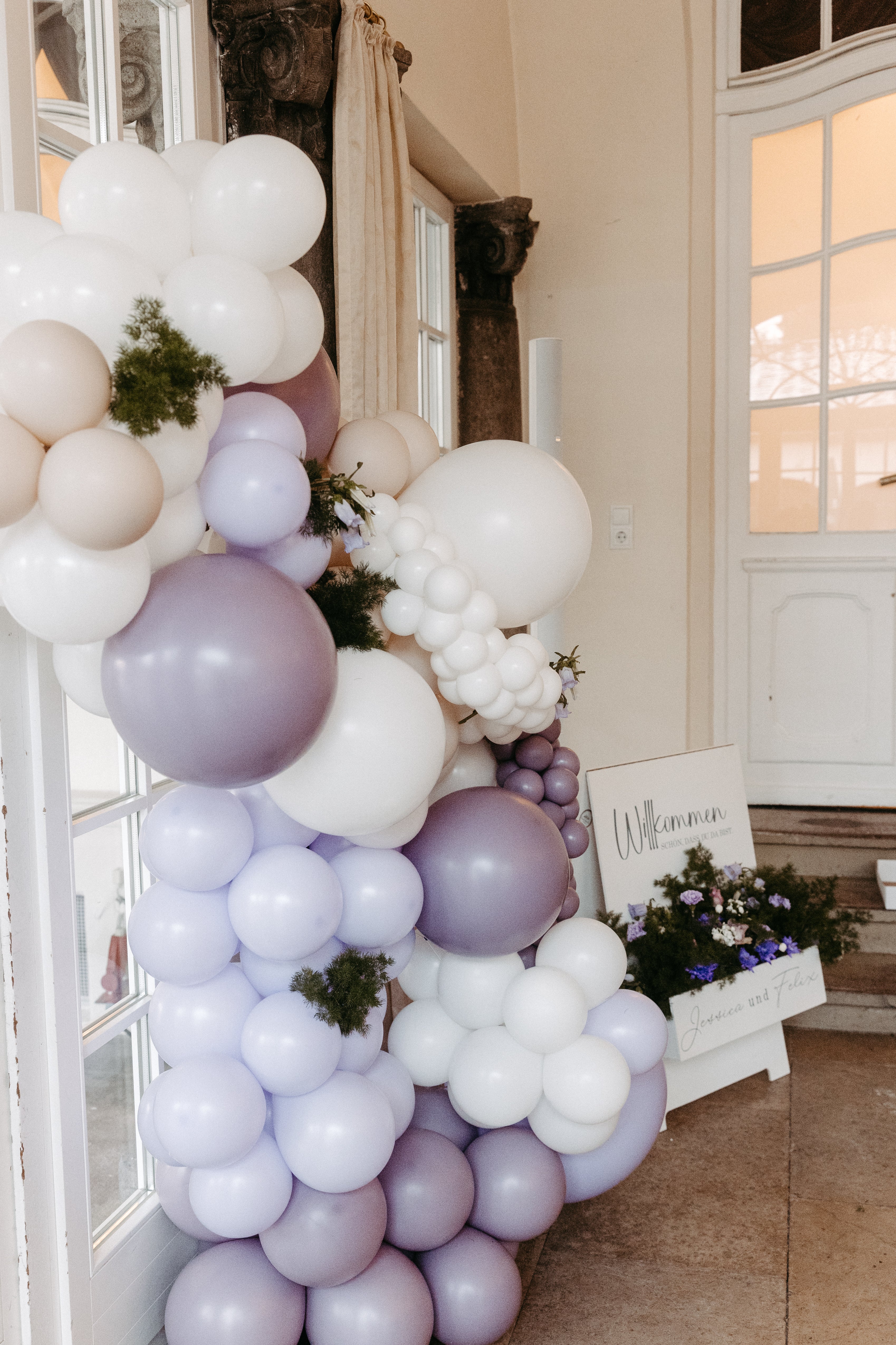 Ballons