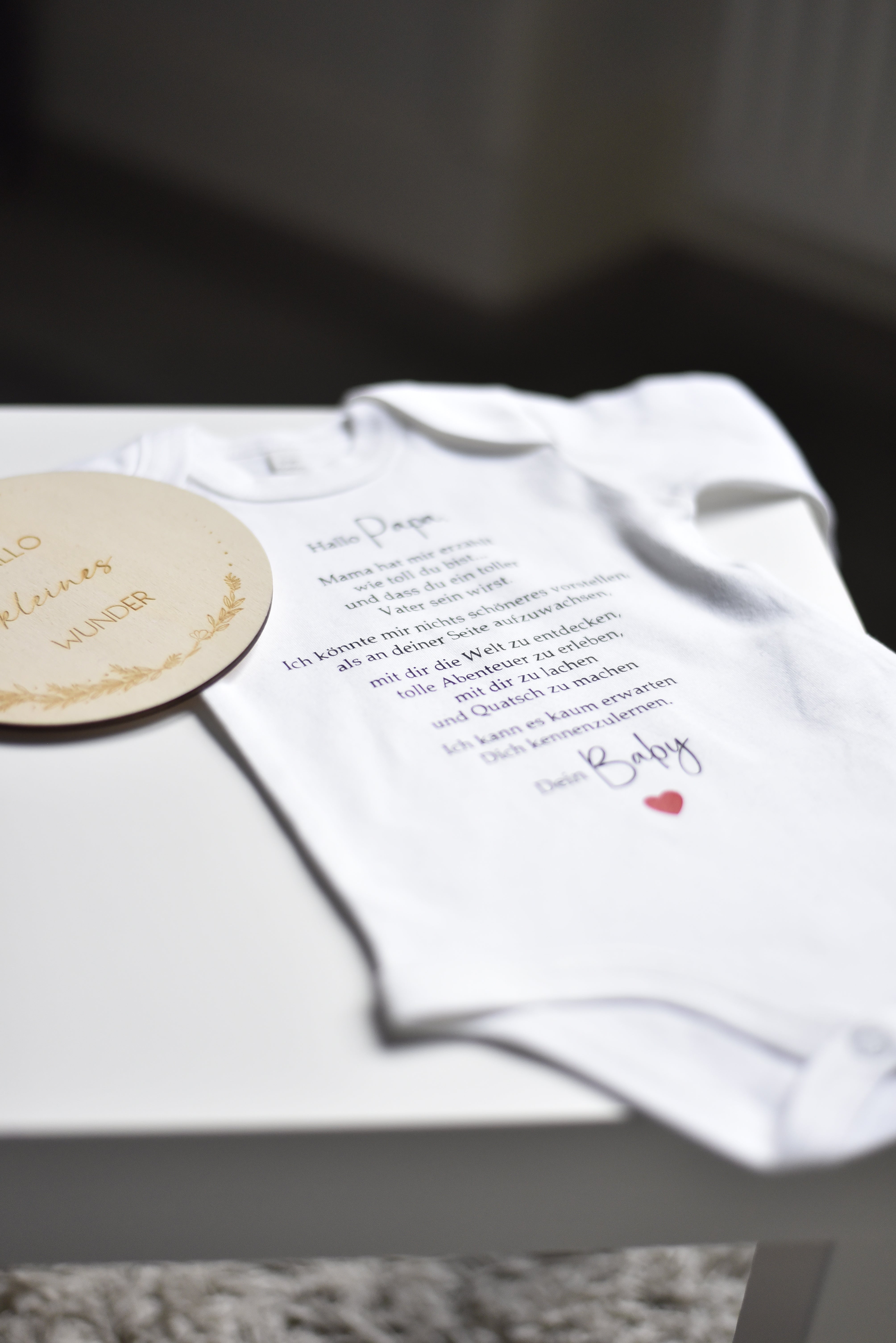 Body "Hallo, Papa" | Schwangerschaftsverkündung
