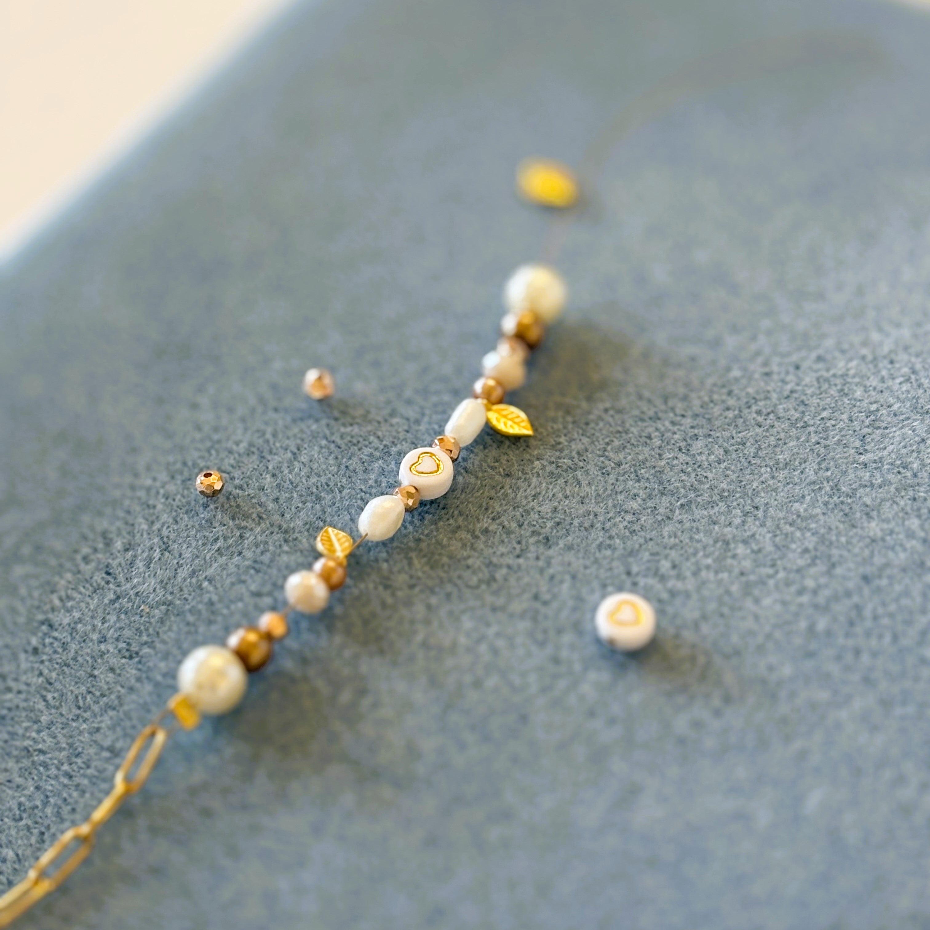 Perlen-Workshop | gestalte ein Armband und eine Kette