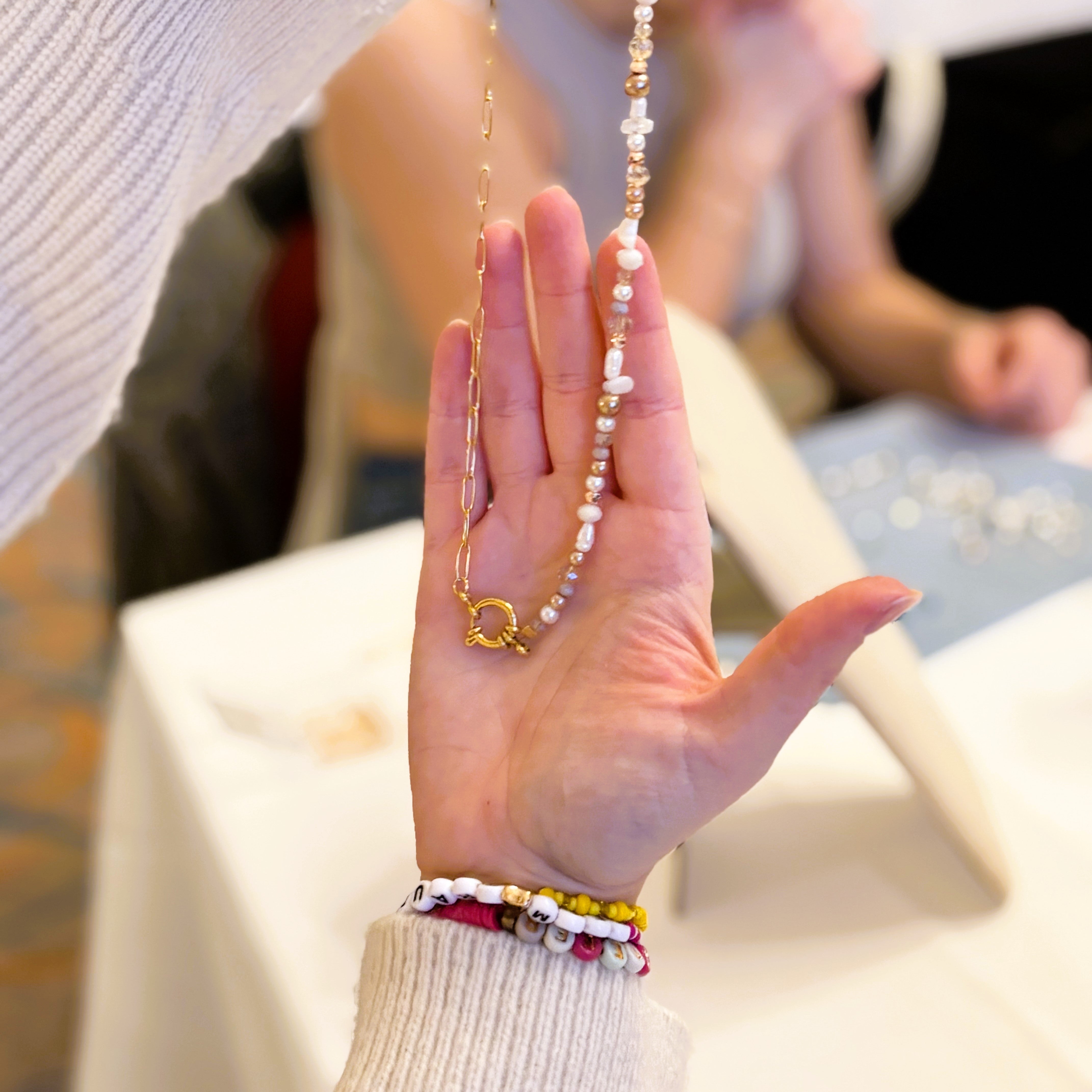 Perlen-Workshop | gestalte ein Armband und eine Kette