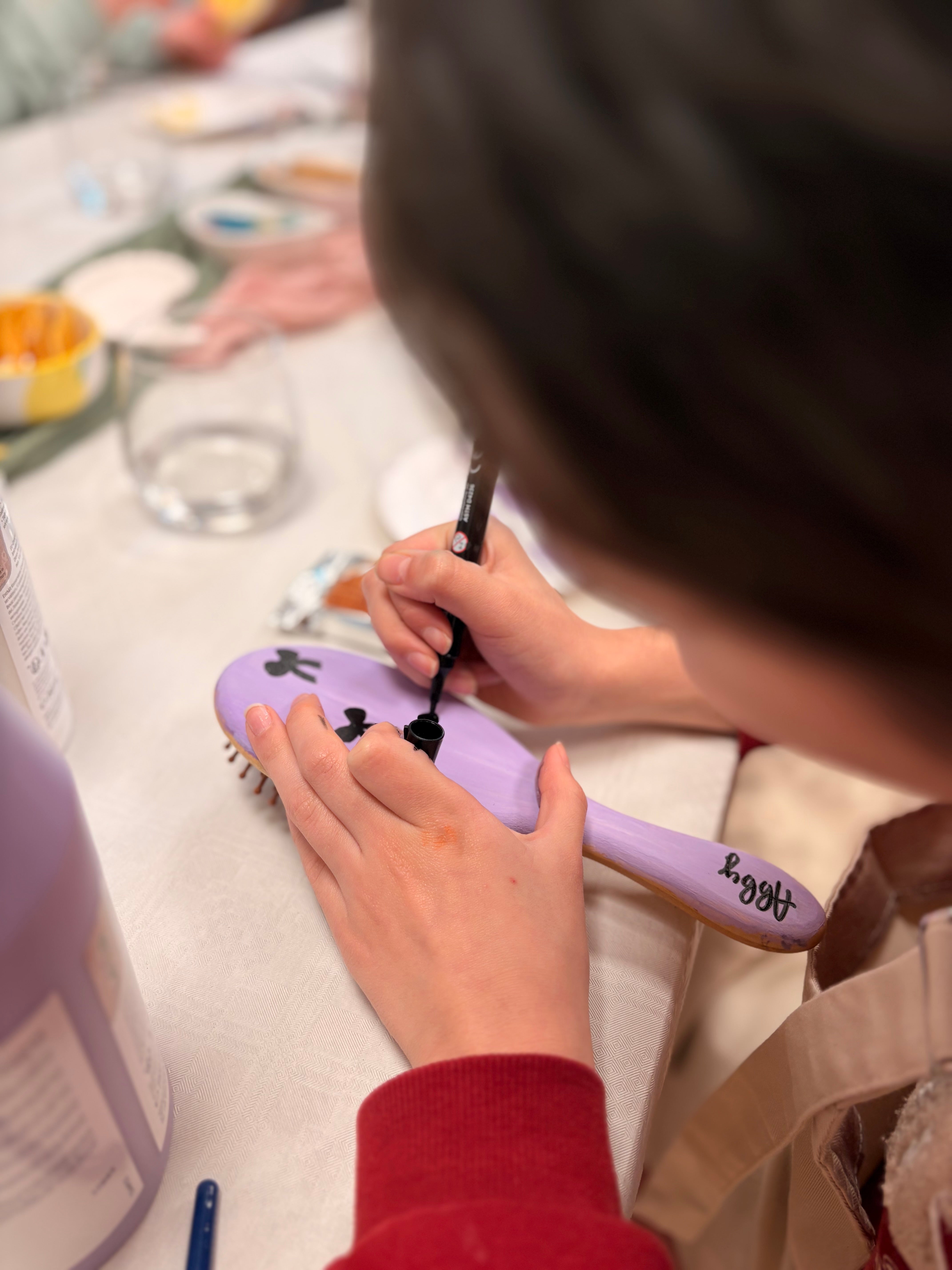 Dein Unikat: Bambus-Haarbürsten-Workshop mit personalisierter Namensgravur