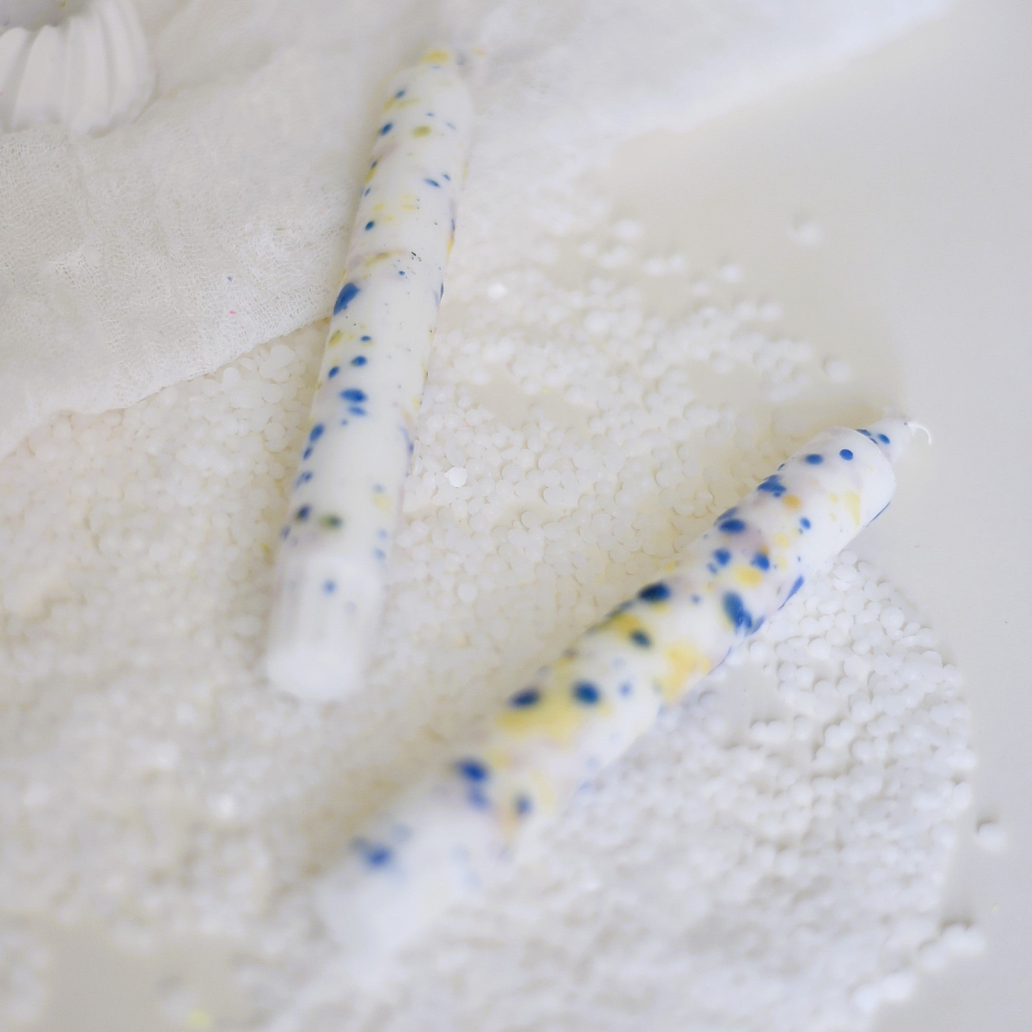 Dip Dye Konfetti Party Blau Kerze | Handmade by Rosmarinparty