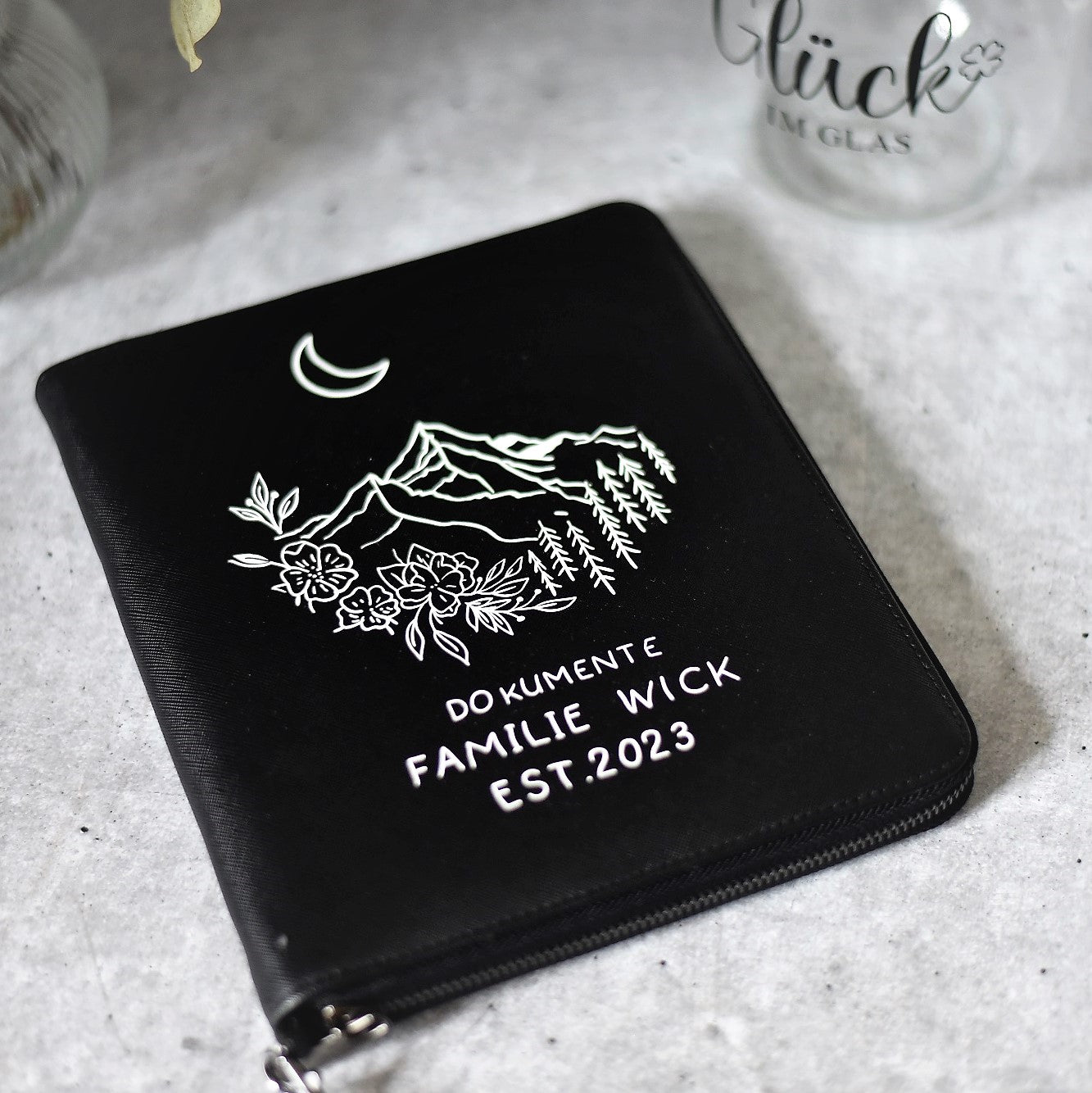 Organizer "BERGLIEBE" | Familienplaner aus Kunstleder | Edle Optik | Geschenk für Wanderer