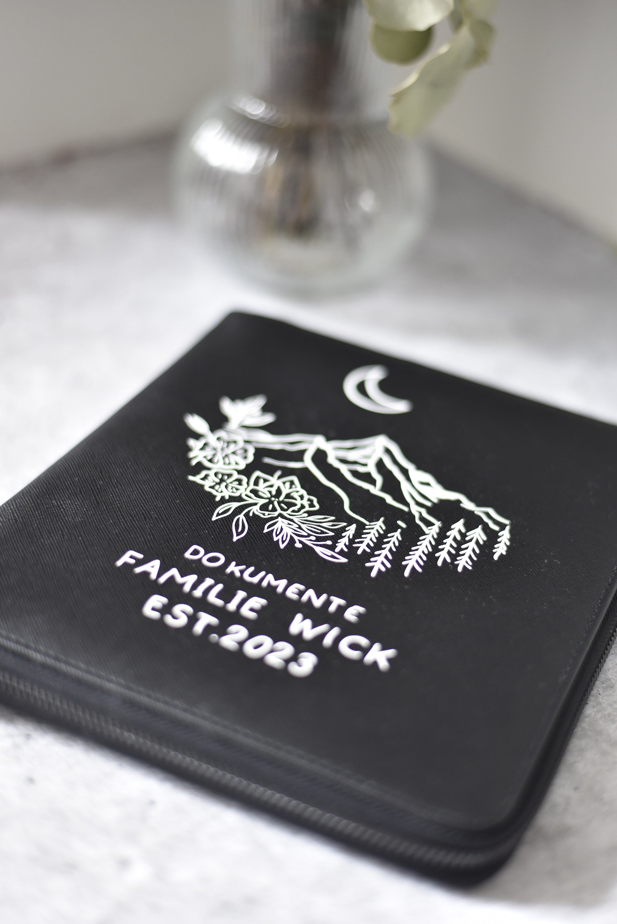 Organizer "BERGLIEBE" | Familienplaner aus Kunstleder | Edle Optik | Geschenk für Wanderer