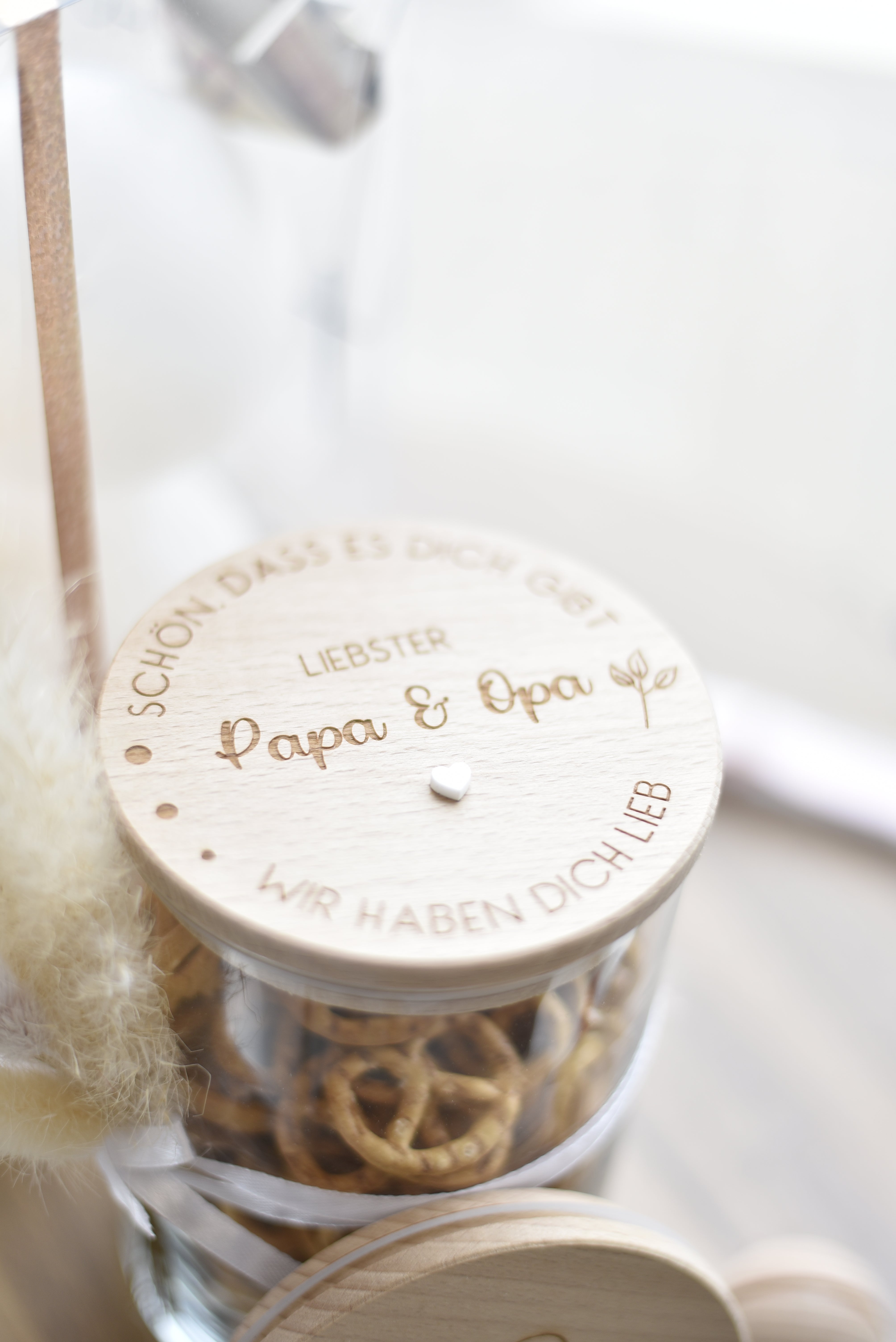 Vorratsglas | für Papa & Opa | Geburt | Personalisiert | Glas mit graviertem Holzdeckel | Vatertag