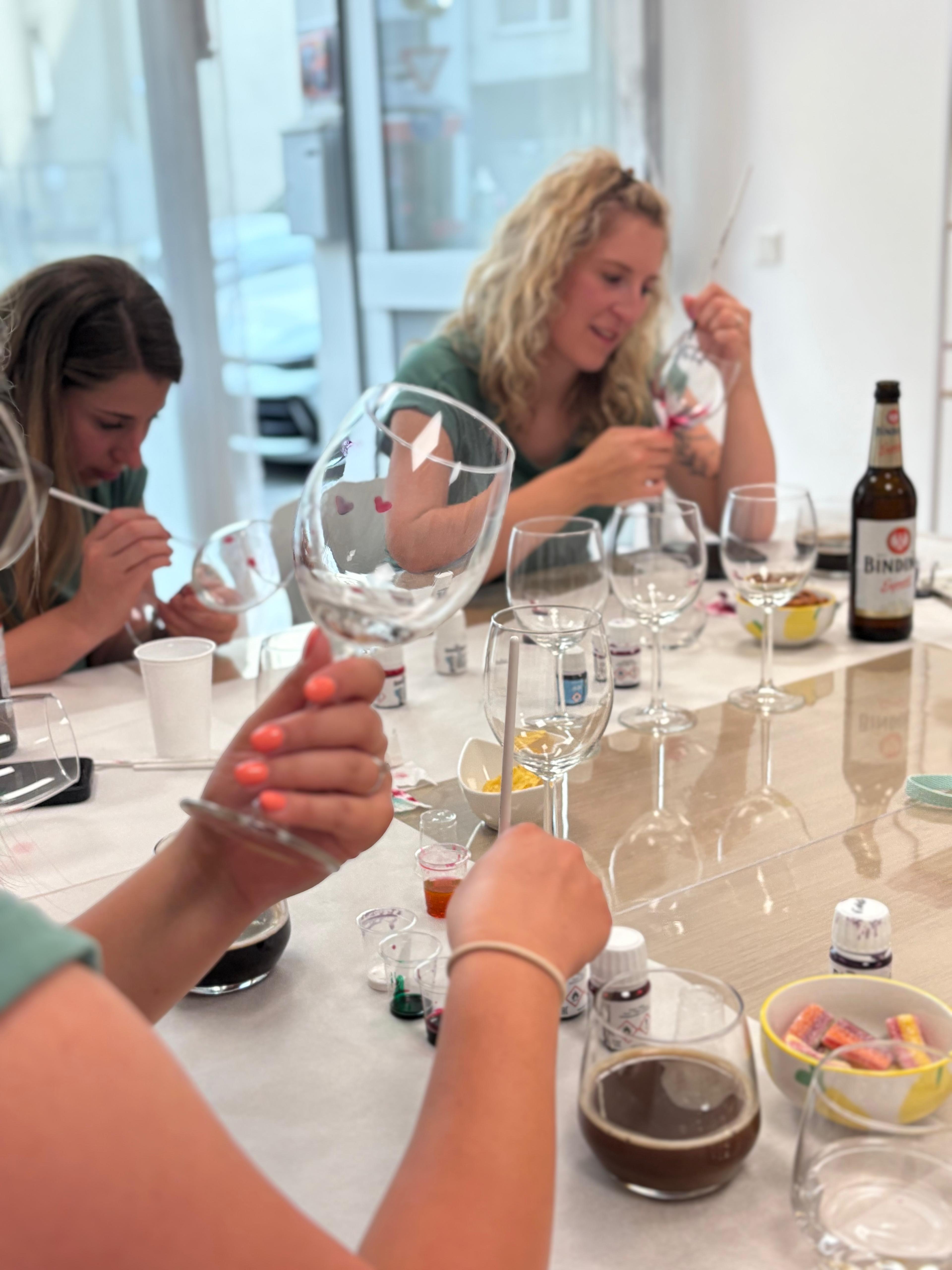 Weingläser-Workshop | JGA Workshop | Kreativ-Mal-Workshop