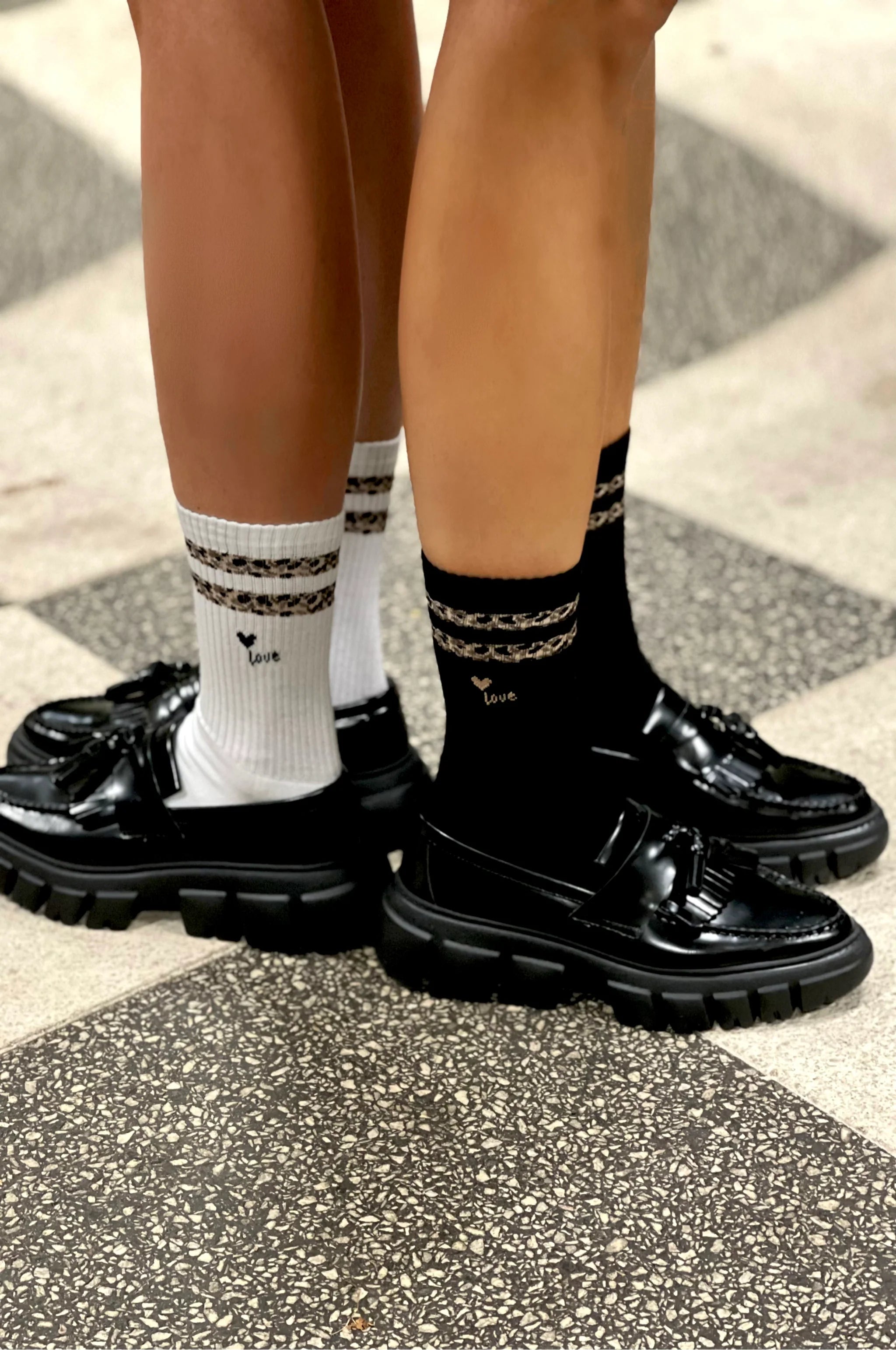 Leo Love Kids | Loones