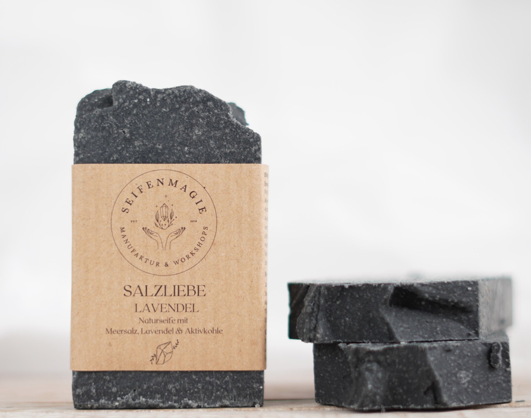 Salzliebe - Lavendel, Aktivkohle & Meersalz| Seifenmagie | Naturseife