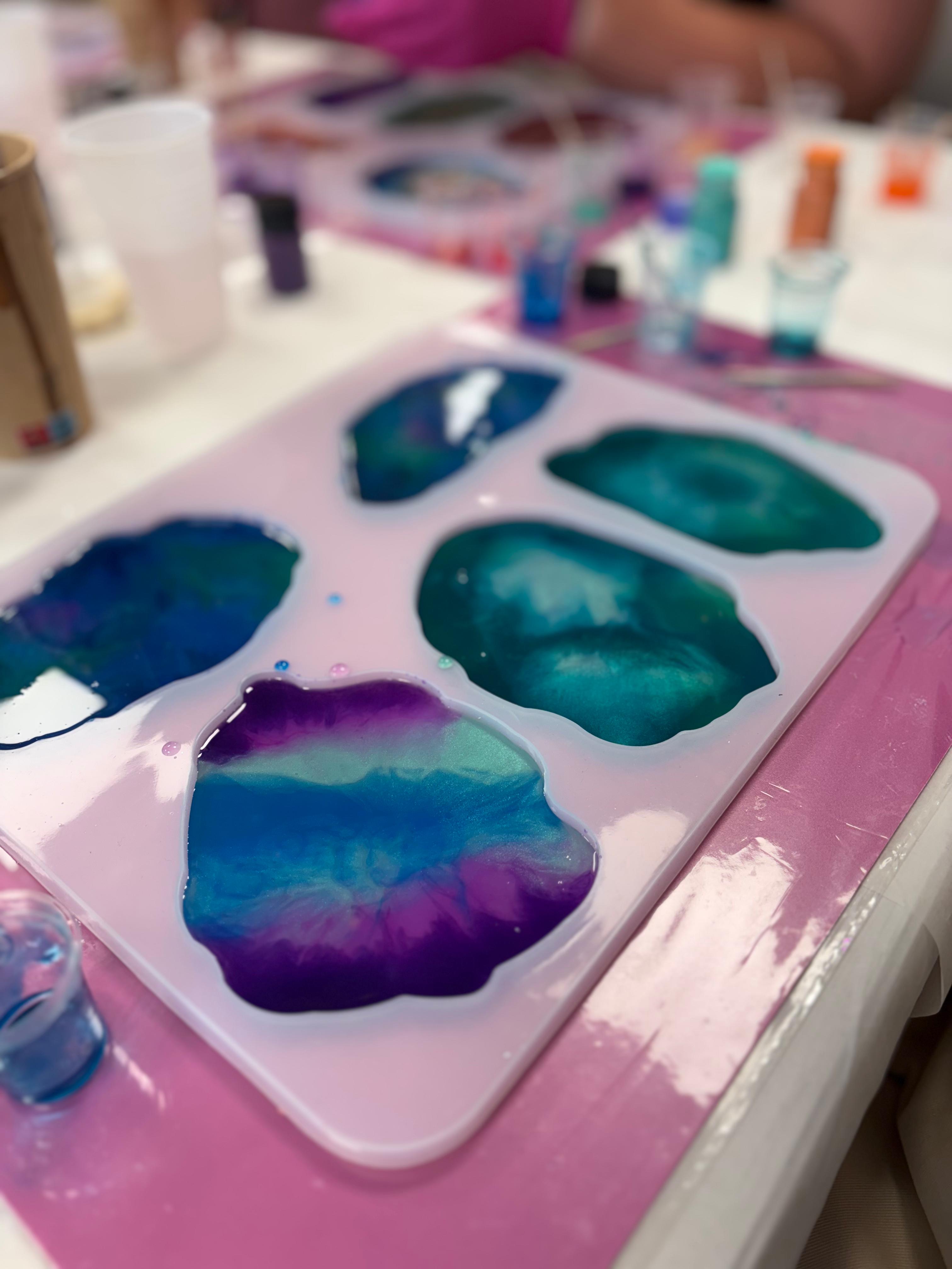 Epoxidharz-Workshop | Tabletts/ Untersetzer-Workshop | eigene Formen