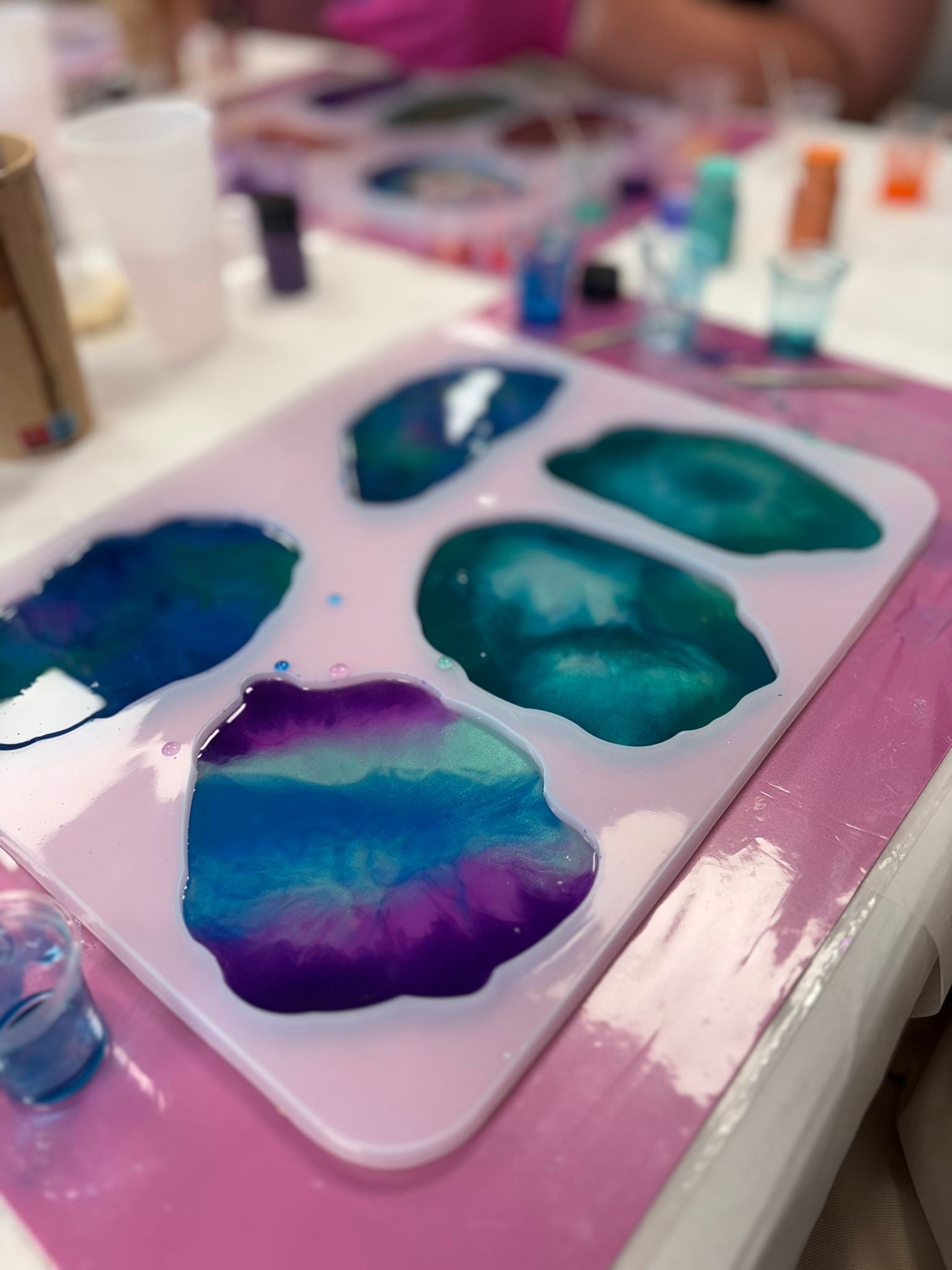 Epoxidharz-Workshop | Tabletts/ Untersetzer-Workshop | eigene Formen