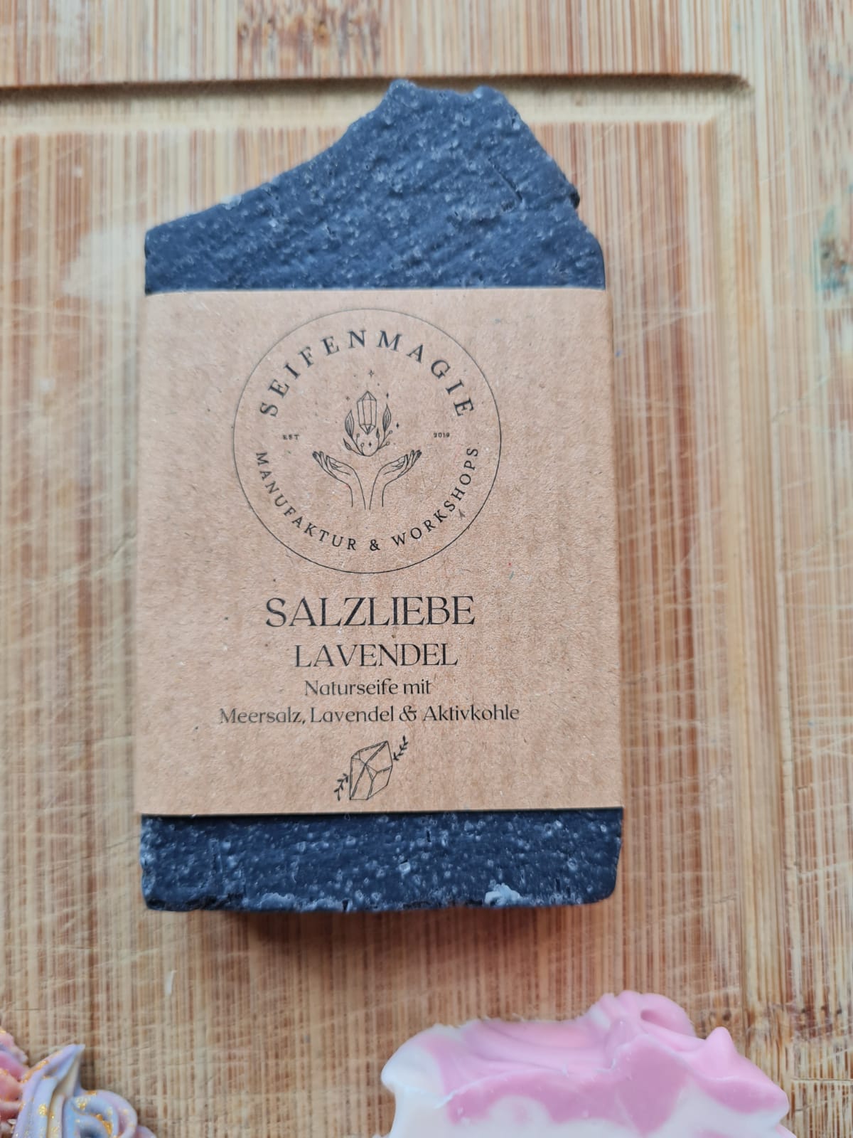 Salzliebe - Lavendel, Aktivkohle & Meersalz| Seifenmagie | Naturseife