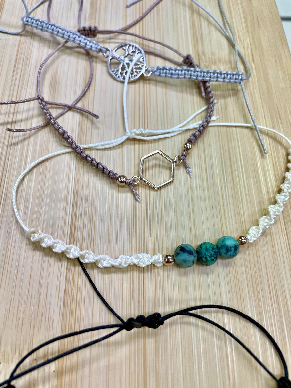 MAKRAMEE SCHMUCK-WORKSHOP | GESTALTE ZWEI ARMBÄNDER | mit Anastasia