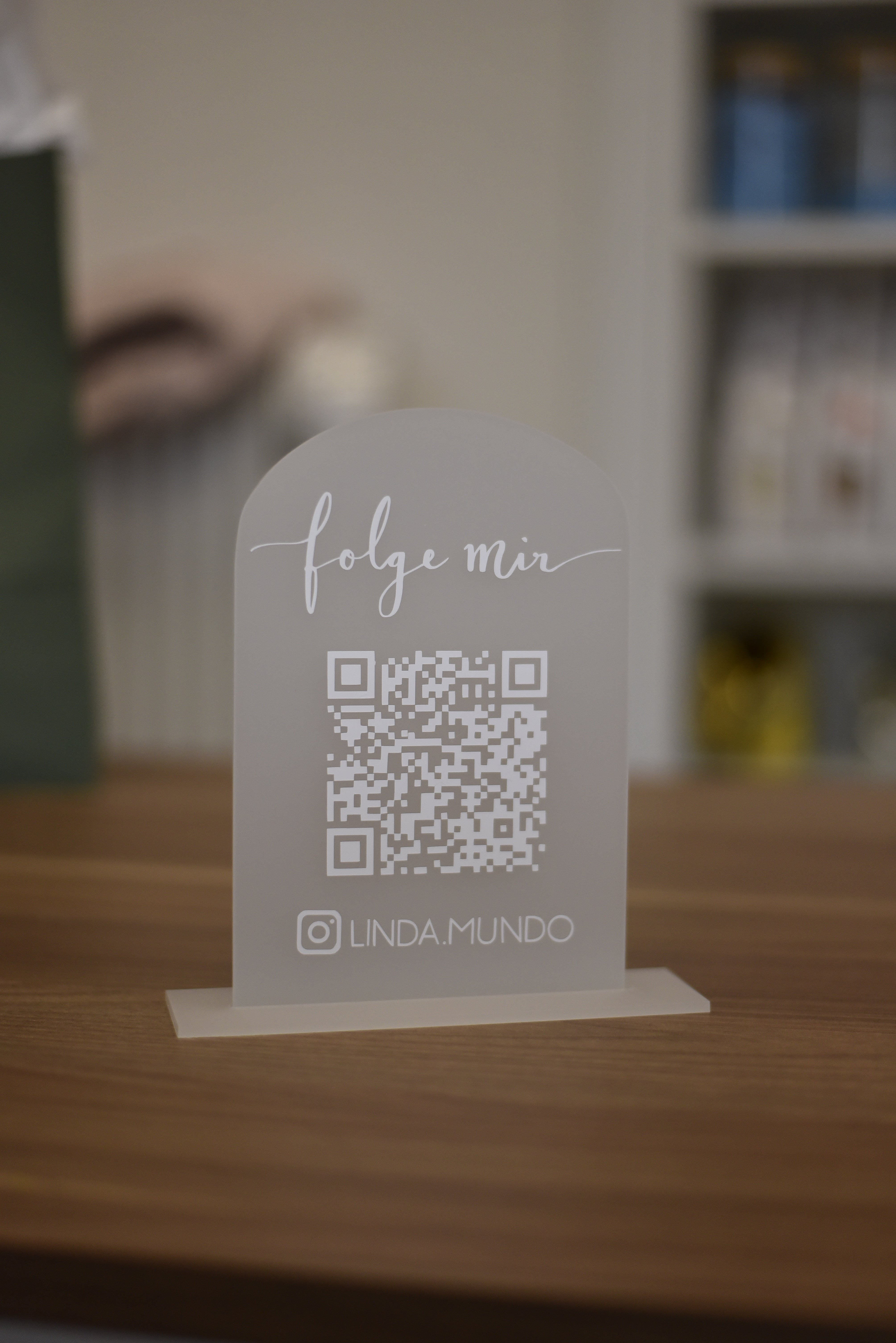 QR-Aufsteller personalisiert | für deinen perfekten Auftritt