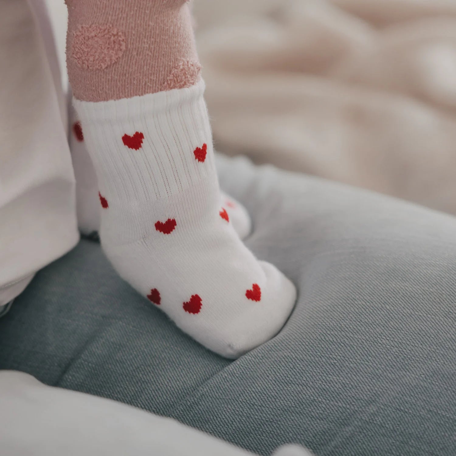 Herzchen-Socken Baby rot| Eulenschnitt | Schwangerschaft